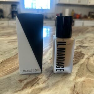 IL MAKIAGE Foundation - Elegant Cream Shade